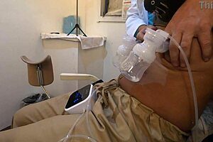 dayanara pumps milk from tits in casual fetish video