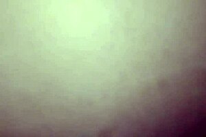 reventandole el culo a la hermana mientras los padres no estan