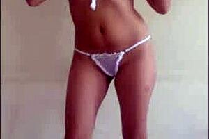solo colombian teen in bogota offers escort services