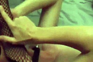 大胆脚恋物三人组寻求一个更多成员