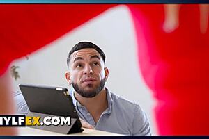 mellanie monroe motivates her student with her big ass