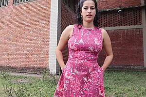 i'm a lonely colombian girl wanting to start in porn