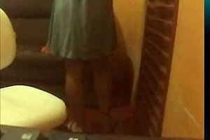 pandora legs on webcam