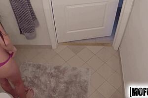 mofos com - brooklyn daniels - pervs on patrol gets hardcore tits cumshot