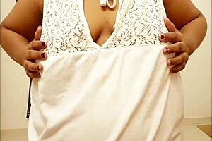 i'm showing off my big tits and boobs, sexy and natural.