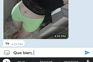 Infiel descubierta le toca mostrarse y baila en la ducha