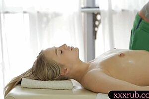 pretty client got drilled by pervert on massage table