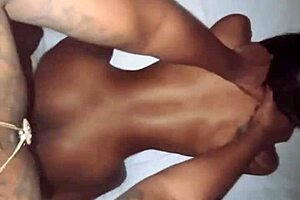 She asks, 'Can you handle this while I talk smack?'