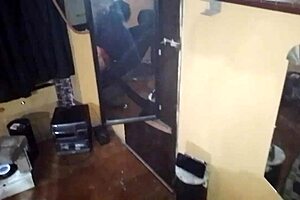 The Sexy Argentinian Amateur Performs A Great Blowjob. She Uses Her Mouth Expertly 😘