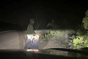 rough public sex pounding her pussy on the road? so intense!