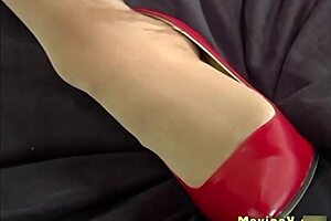 Nympho Maxine X Fucks Herself With Vibrator