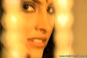 Sacred body dancing revealed in bollywood