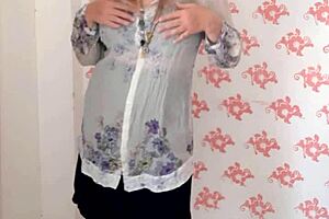 i saw mariaold milf teasing her natural big tits in black stockings and high heels