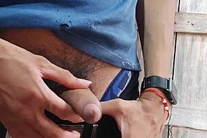 Νεαρός Κούκλος