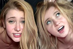 Могу ово цео дан - чекићати њену курвинску пичку у догистајлу је најбоље икад - Иви Реин