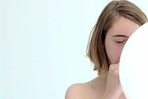 Young Looner Babe Pops Balloon