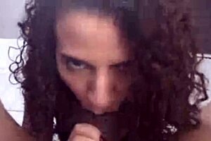 Want to see some chupadas with that african beauty?