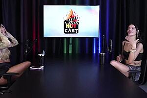 O Ex-Namorado Ensinou Ela Como Dar O Cu E O Prazer No Anal - Debora Andrade Sheer Red