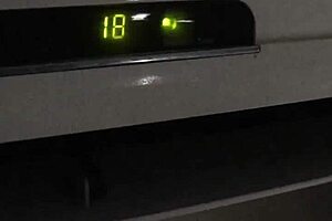 ESPOSA ROUBA O COBERTO DO MARIDO E PRA SE REDIMIR PEDE PRA ELE ENCHER A BOCA DELA DE PORRA LUCÃO E LUNNA VAZ