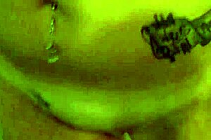 丰满女友亲密口交 😘