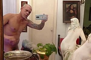 Hey, check out this masked older gay man in amateur action