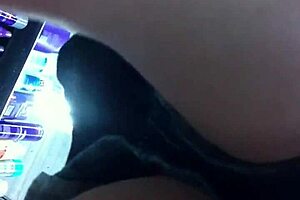 Babe Flashes Ass in Jeans During Public Outdoor Upshorts Video