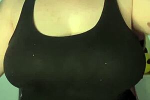 preview slapping my huge tits against the table