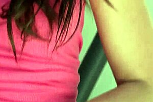 avi love can't help groping herself like a total whore