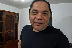 Trix mendes performs in lingerie for three cameras at teds mansion 😏