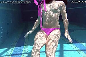 Jessica Lincoln as the Hottest Underwater Girl in Bikini