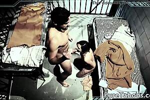 Chica se siente extasiada tras mamada intensa y facial