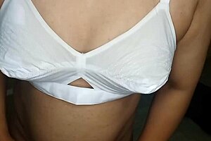 This Indian Mature Pornstar Prostitute Mommy Has A Shaved Pussy After Getting Fucked And Cum On.