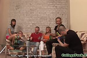 College Euros Luna and Lydia Cocksucking