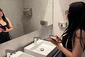 Picking Up Cute Girl! He Paid For Everything With A Good Fuck!