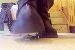 Sadistic Giantess Machines Victims