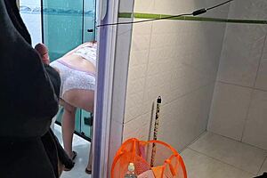 Masturbating Riskily For My Niece During Cleaning