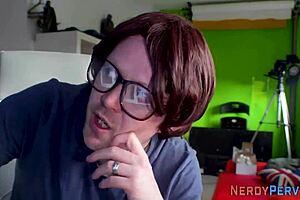 Newbie sucks leeds dorks dicks in tricked first time