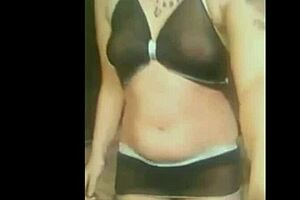 watch this teen dancing and sucking on her dildo, isn't it hot?