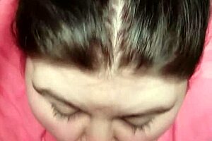 this random thot sucks bbc so well