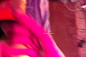 I, uh, this Argentine girl gives her wet pussy while posing