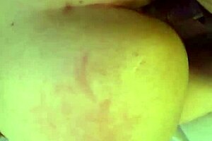 peguei minha amiga brincando e entrei pra abrir a bunda dela!