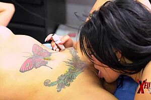 venezuelan masseuse masturbates peruvian redhead secretly