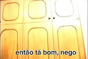 Gostosa libera a buceta e o cu e � esculachada pelos 2 dotados na dp