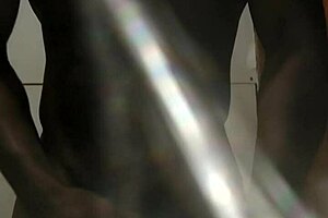 Hey, check out this mysterious Gfedcba sequence in a voyeur setting.