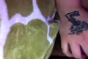 Dior Experiences Intense Stretching in Her Performance