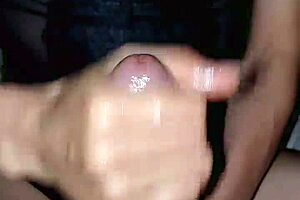 i'm giving handjib to skinny