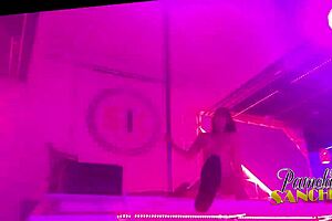 Pamela Sánchez's Live Public Fantasy with Mobsters