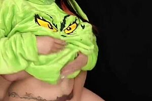 Xvideos has blocked my new videos, can't share the christmas latina fun