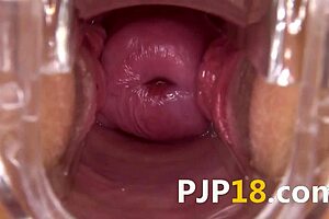 hard cunt dildoing and showing vagina deeply