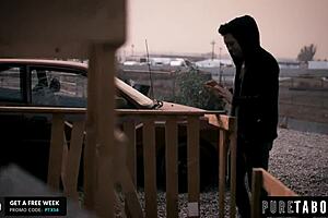 Small Hands Has His Hands Full With These Two Girls 😏